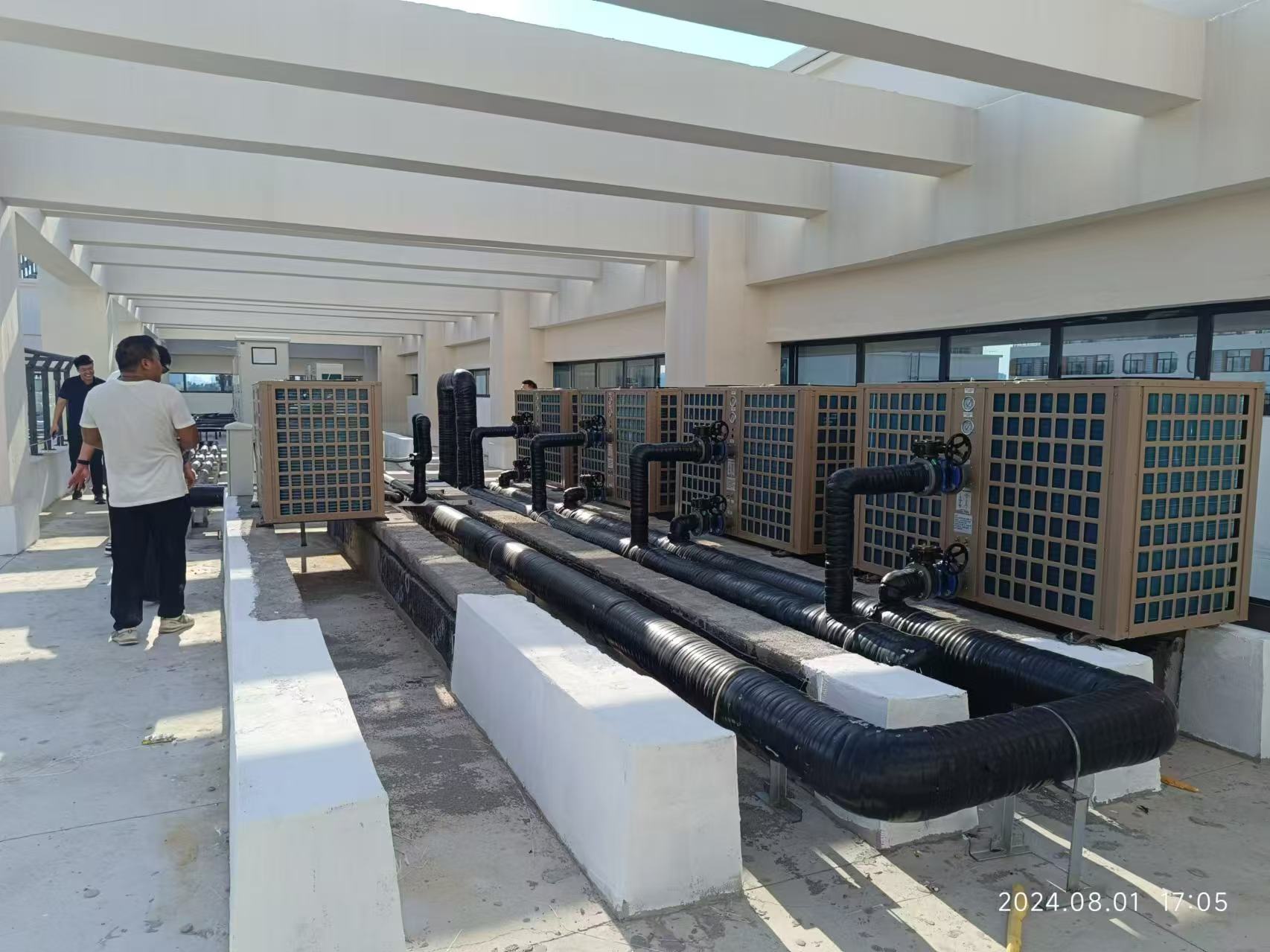 学校泳池建设适合那种类型？泳池水处理设备怎么选？