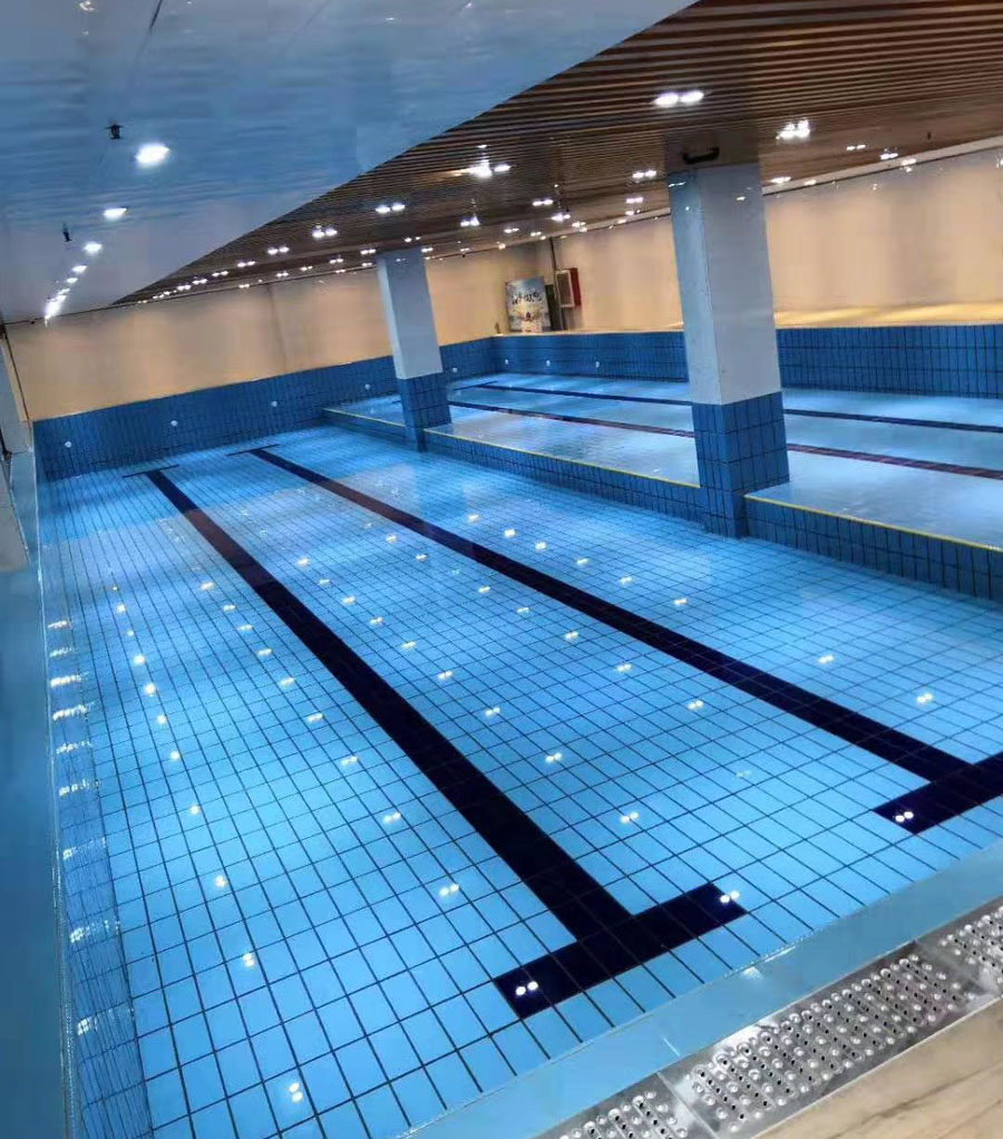 如何计算泳池的热负荷需求？